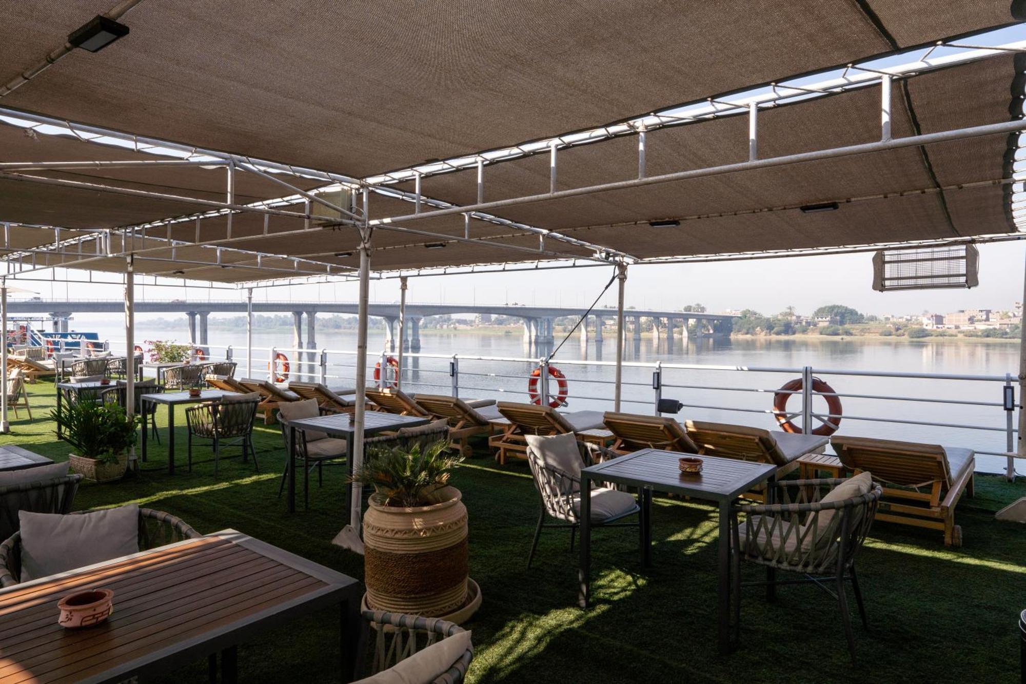 Magic I Nile Cruise Deluxe Boat The Scheduled Departure Is On Saturday For A 7-Day Nile Cruise Otel Luksor Dış mekan fotoğraf